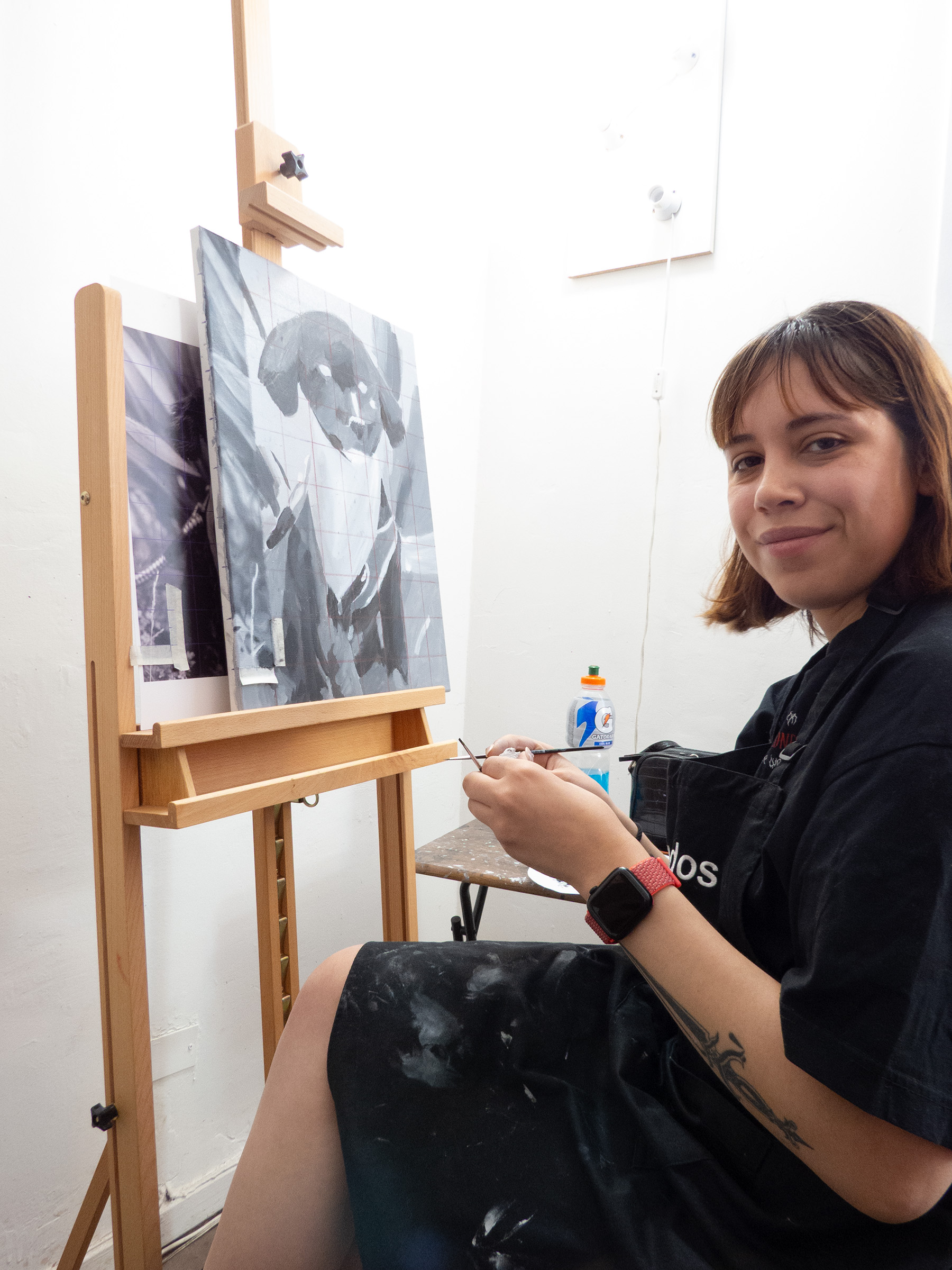 Momento de practica en clase de pintura